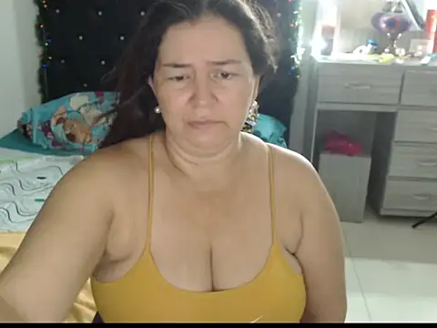 Snapshot of nataboobs chatting on December 15, 9:20 pm nataboobs online show from December 15, 9:20 pm