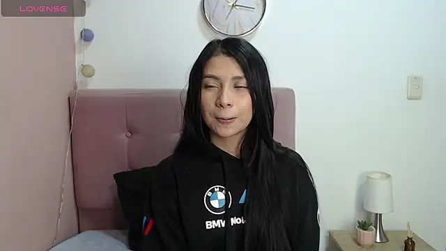 Snapshot of gabriela_paris chatting on November 20, 6:14 am gabriela paris online show from November 20, 6:14 am