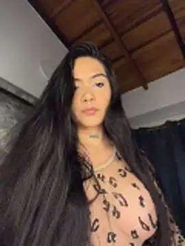 Snapshot of liahouses chatting on December 3, 11:47 pm liahouses online show from December 3, 11:47 pm