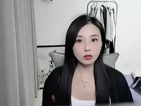 Snapshot of Mien-MM chatting on October 18, 1:46 pm Mien-MM online show from October 18, 1:46 pm