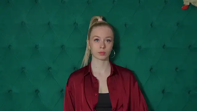 MiaGraces online show from December 14, 5:24 am