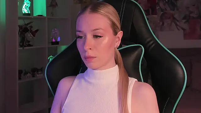 MiaGraces online show from November 20, 6:03 am