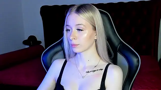 MiaGraces online show from November 28, 5:29 am