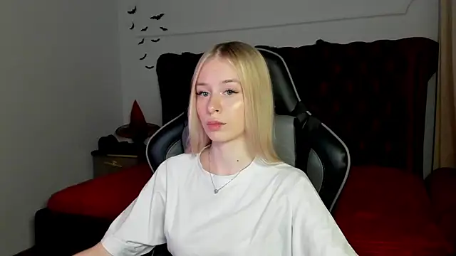 MiaGraces online show from November 3, 5:16 pm