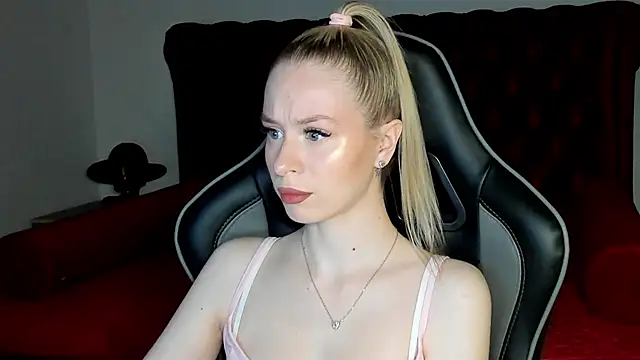 MiaGraces online show from November 21, 5:17 am