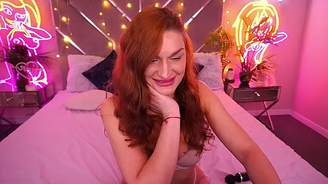 EllaGoldenn online show from April 5, 8:48 pm