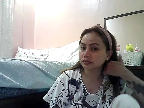 Amarrahlyn online show from May 15, 9:35 pm