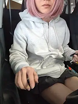 takusaki223 online show from February 6, 1:12 am