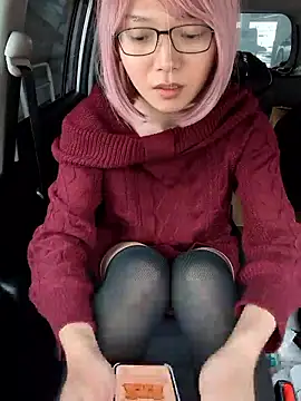 takusaki223 online show from December 21, 5:20 am