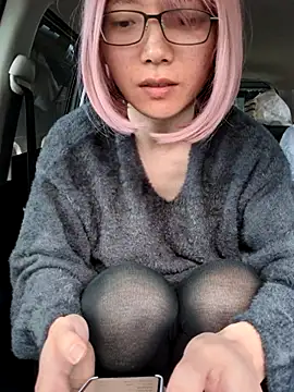 takusaki223 online show from November 22, 1:15 am