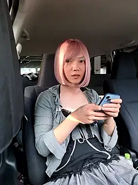 takusaki223 online show from October 5, 6:26 am