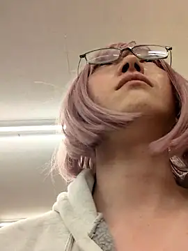 takusaki223 online show from February 15, 2:56 am