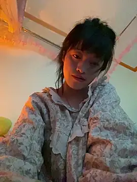 Tramy xx online show from June 3, 6:36 am