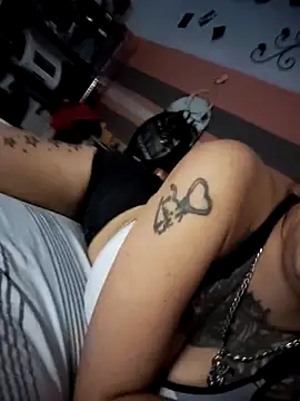 Lilbaby1313 online show from October 8, 9:37 pm