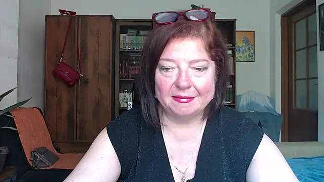 Snapshot of Violet_Pulse chatting on June 26, 11:16 am Violet Pulse online show from June 26, 11:16 am