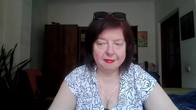 Violet Pulse online show from April 22, 8:43 am