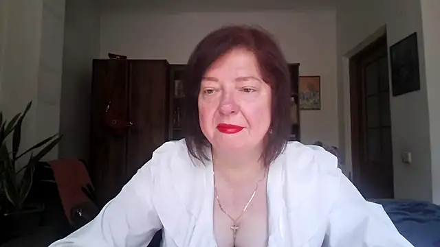 Snapshot of Violet_Pulse chatting on June 12, 7:28 am Violet Pulse online show from June 12, 7:28 am