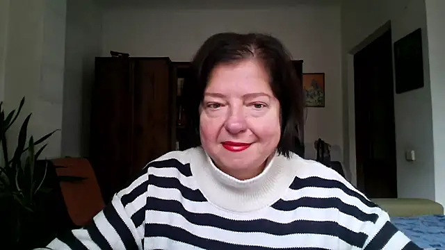 Violet Pulse online show from November 3, 9:02 am