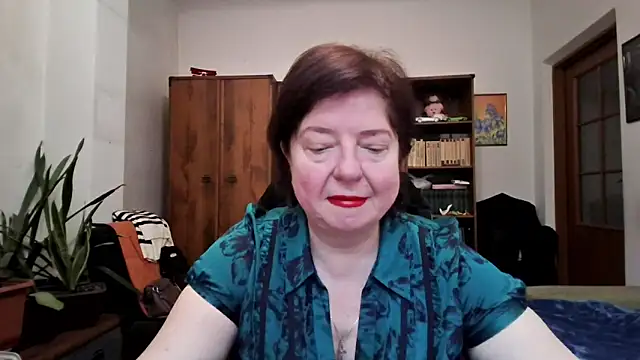 Violet Pulse online show from February 17, 7:05 am