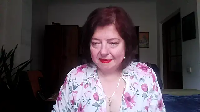 Violet Pulse online show from May 18, 1:38 pm
