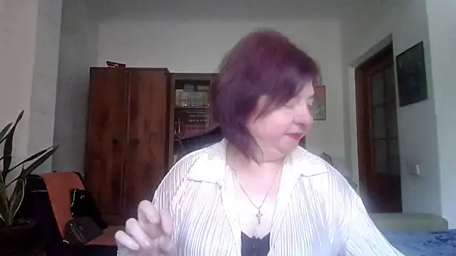 Violet Pulse online show from May 15, 10:24 am
