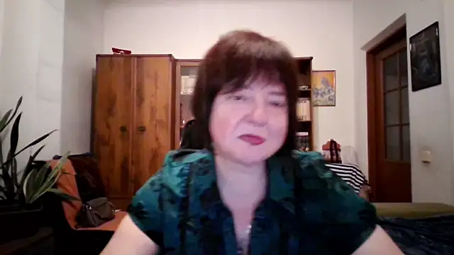 Violet Pulse online show from December 16, 3:05 pm