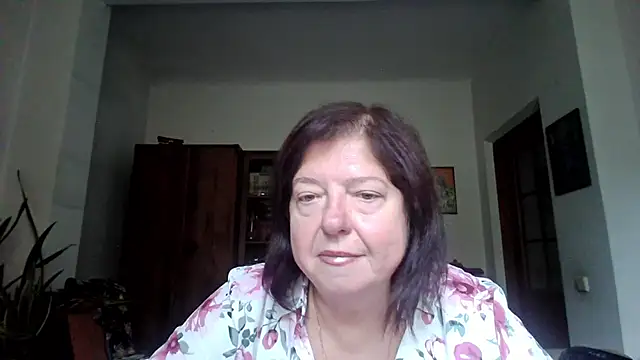 Snapshot of Violet_Pulse chatting on September 28, 11:39 am Violet Pulse online show from September 28, 11:39 am