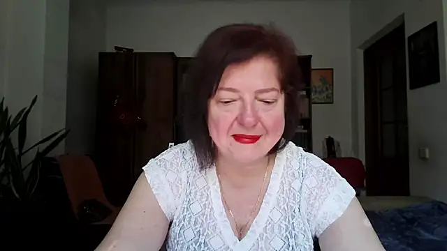 Snapshot of Violet_Pulse chatting on June 16, 6:57 am Violet Pulse online show from June 16, 6:57 am