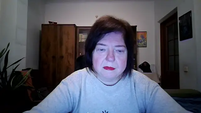 Violet Pulse online show from December 21, 1:35 pm