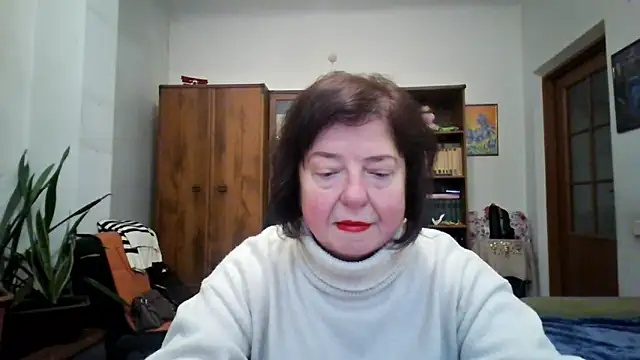 Violet Pulse online show from February 12, 1:11 pm