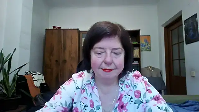 Violet Pulse online show from February 14, 12:05 pm