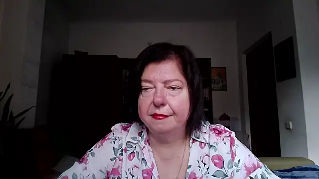 Violet Pulse online show from November 14, 8:40 am