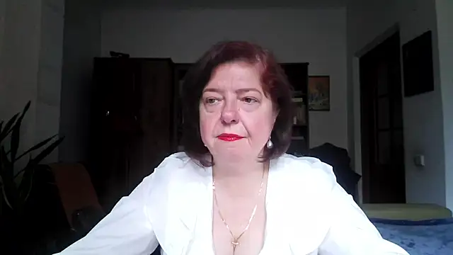 Snapshot of Violet_Pulse chatting on June 4, 7:57 am Violet Pulse online show from June 4, 7:57 am