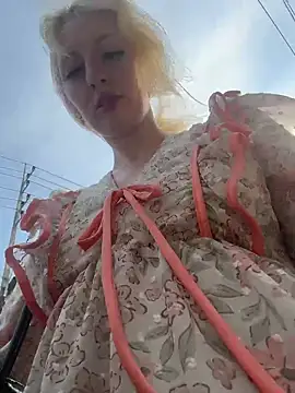 RonnieKiss online show from February 11, 8:36 am