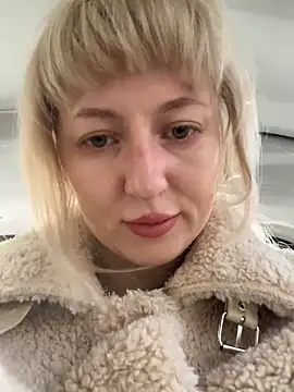 RonnieKiss online show from October 21, 4:56 am