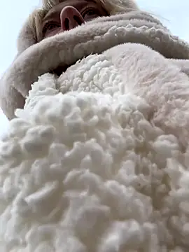 RonnieKiss online show from November 5, 7:00 am