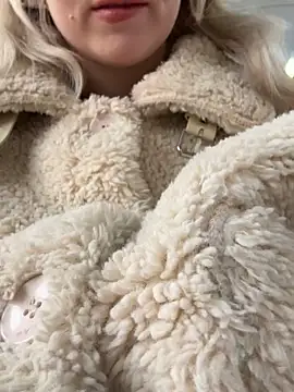 RonnieKiss online show from October 24, 3:16 am