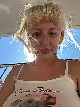 RonnieKiss online show from January 9, 4:41 am