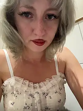 RonnieKiss online show from March 21, 12:20 pm