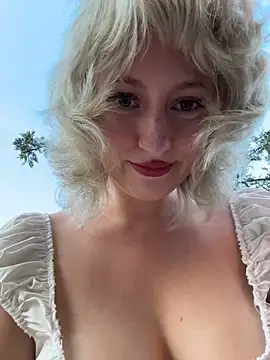 RonnieKiss online show from March 31, 11:23 am