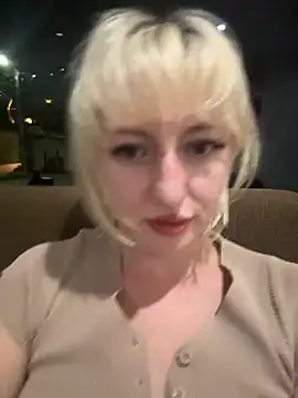 RonnieKiss online show from February 21, 12:40 pm