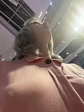 RonnieKiss online show from March 22, 12:29 pm