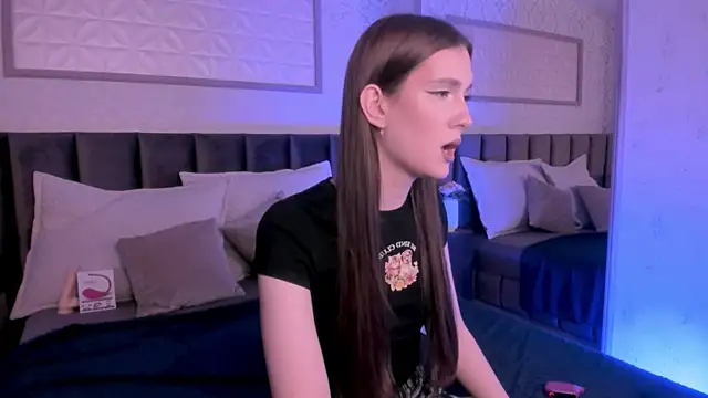 babyy gloria online show from November 11, 3:18 pm