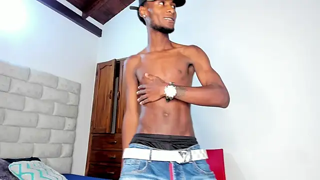 BennBrown online show from November 29, 7:47 pm