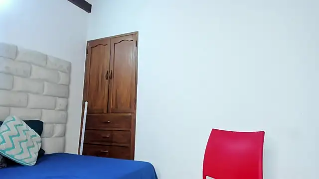 BennBrown online show from December 2, 8:10 pm