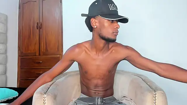 BennBrown online show from October 24, 8:19 pm