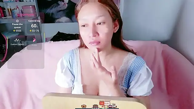 Lalacream12 online show from January 8, 9:37 am