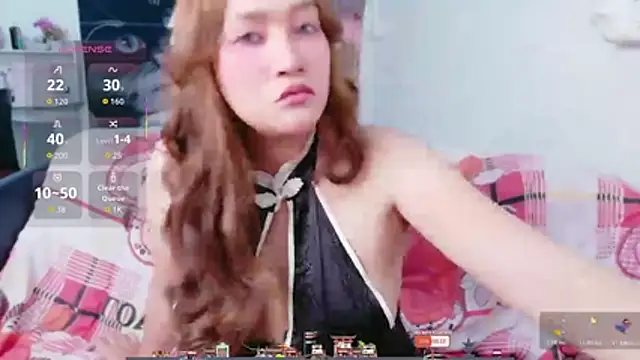 Lalacream12 online show from February 12, 8:30 pm