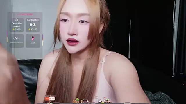 Lalacream12 online show from March 8, 7:11 am