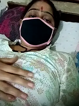 Snapshot of Cute-Charvii chatting on October 30, 9:51 am Cute-Charvii online show from October 30, 9:51 am